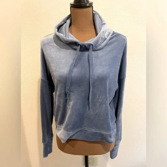 Offline by aerie cropped velour hooded top xs - Picture 1 of 9